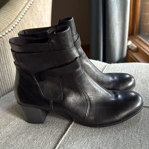 Ecco Black Ankle Boots with Classic Chelsea Design